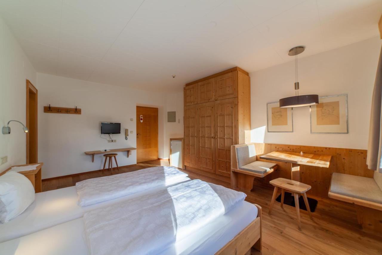 Hotel Greif Малес Веноста Екстериор снимка