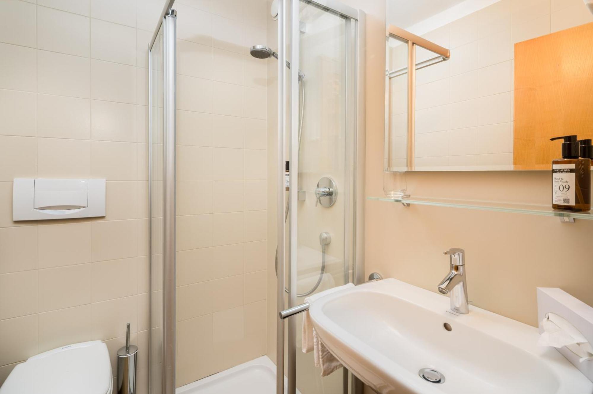Hotel Greif Малес Веноста Екстериор снимка